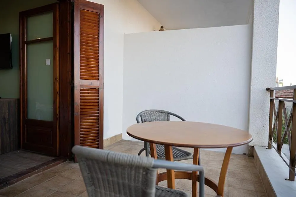 Este Luxury Apartments Kriopigi 0*,